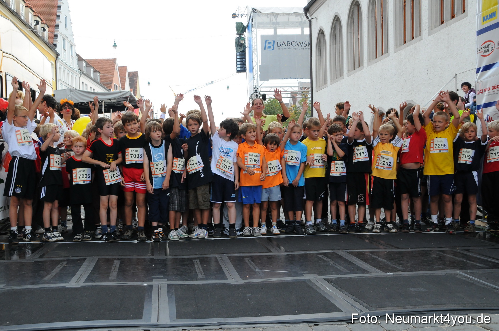 0054 Stadtlauf Neumarkt Bambinilaeufe 200909